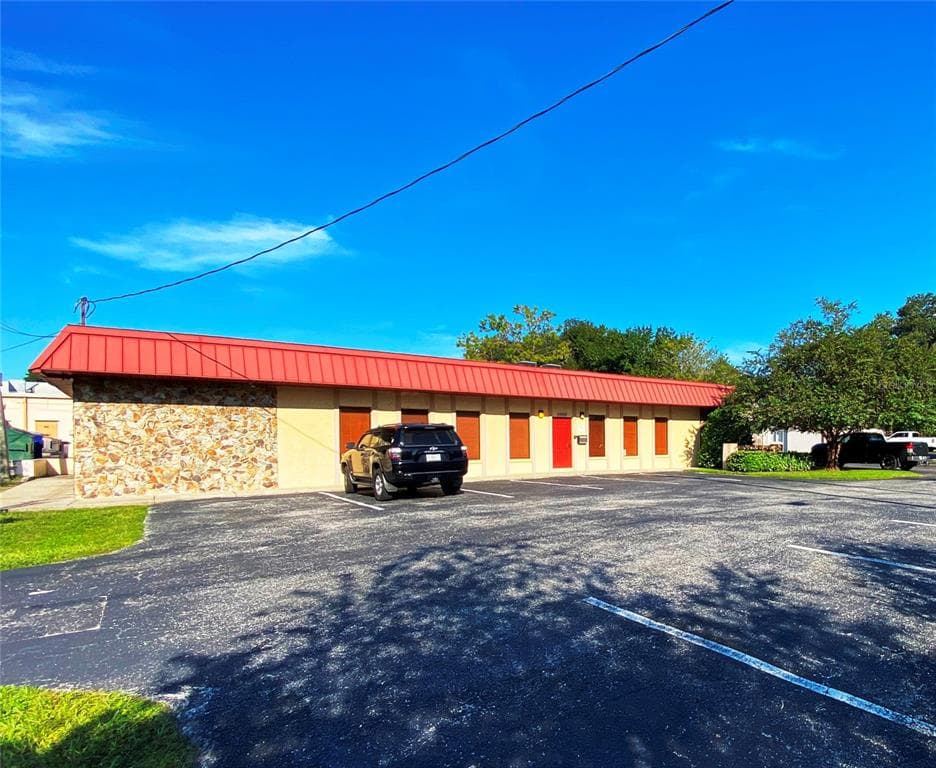 13506 N ROME AVENUE TAMPA, FL 33613