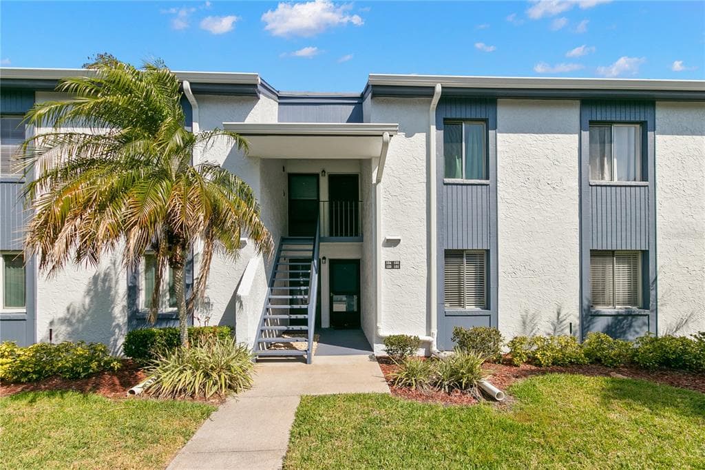 121 CYPRESS LANE UNIT 121 OLDSMAR, FL 34677