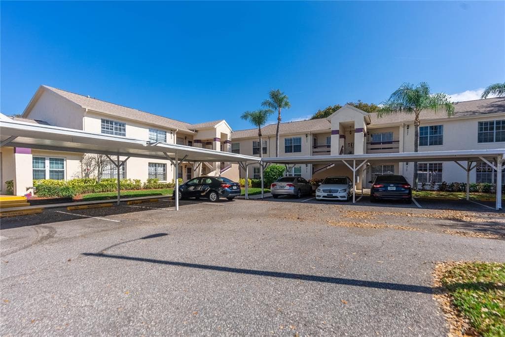 7823 HARDWICK DRIVE UNIT 225 NEW PORT RICHEY, FL 34653