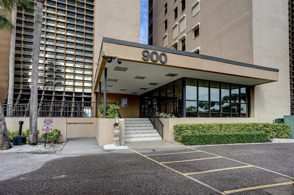900 GULF BOULEVARD UNIT 504