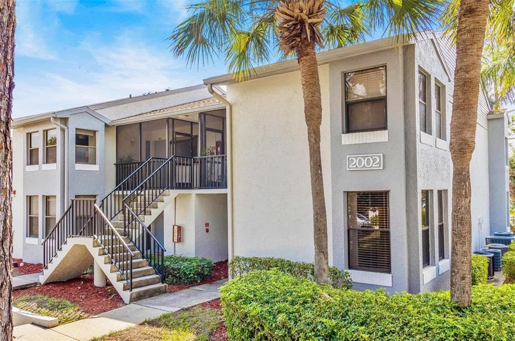 2002 BLUE HAWK COURT UNIT 1716 CLEARWATER, FL 33762