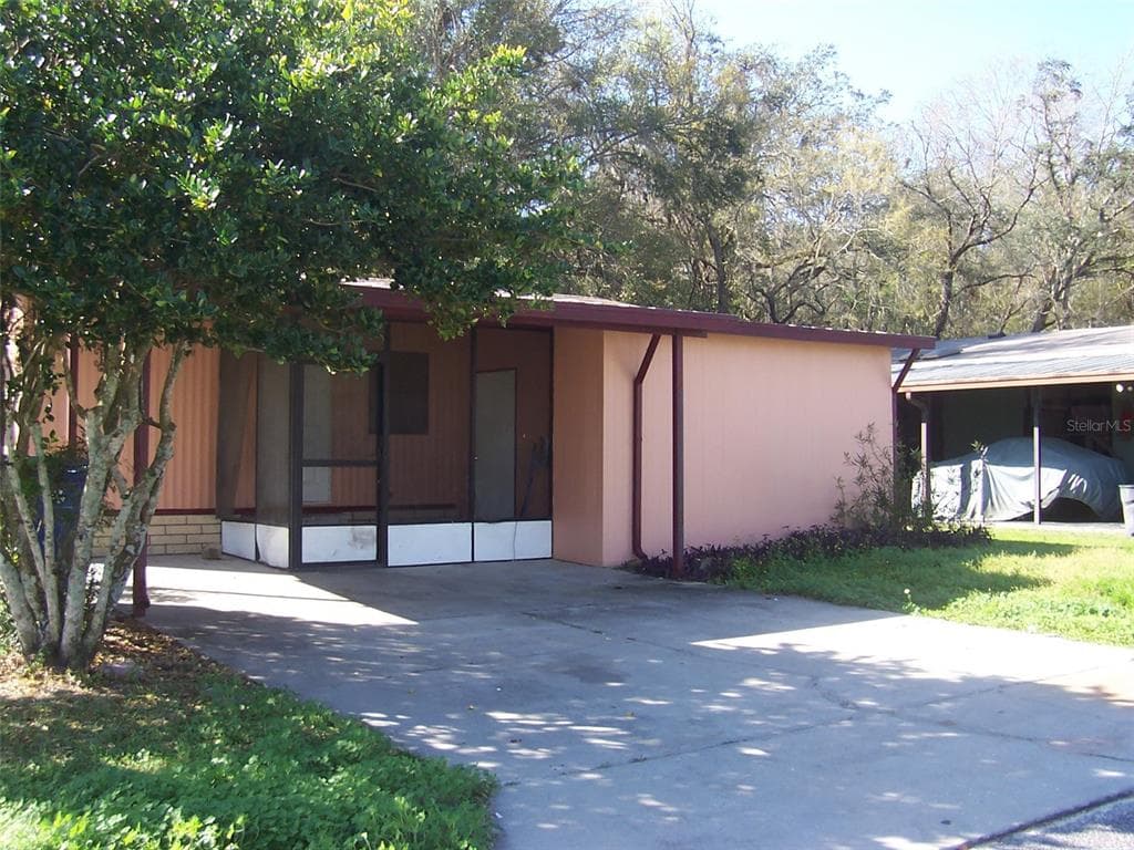 36110 BEGONIA AVENUE ZEPHYRHILLS, FL 33541
