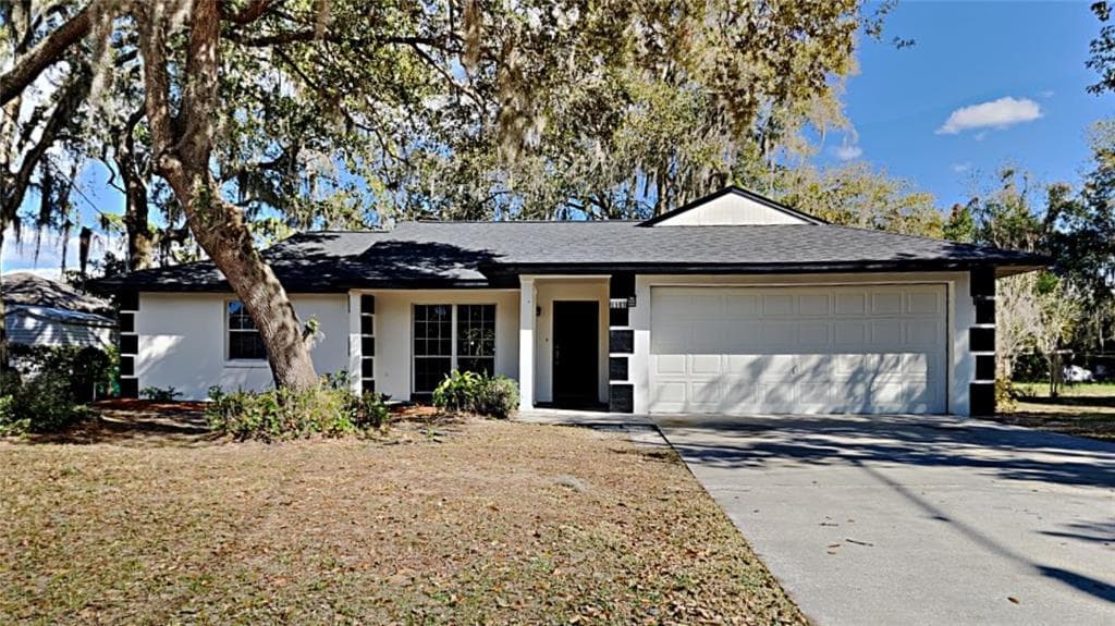 1103 TITCOMB STREET EUSTIS, FL 32726