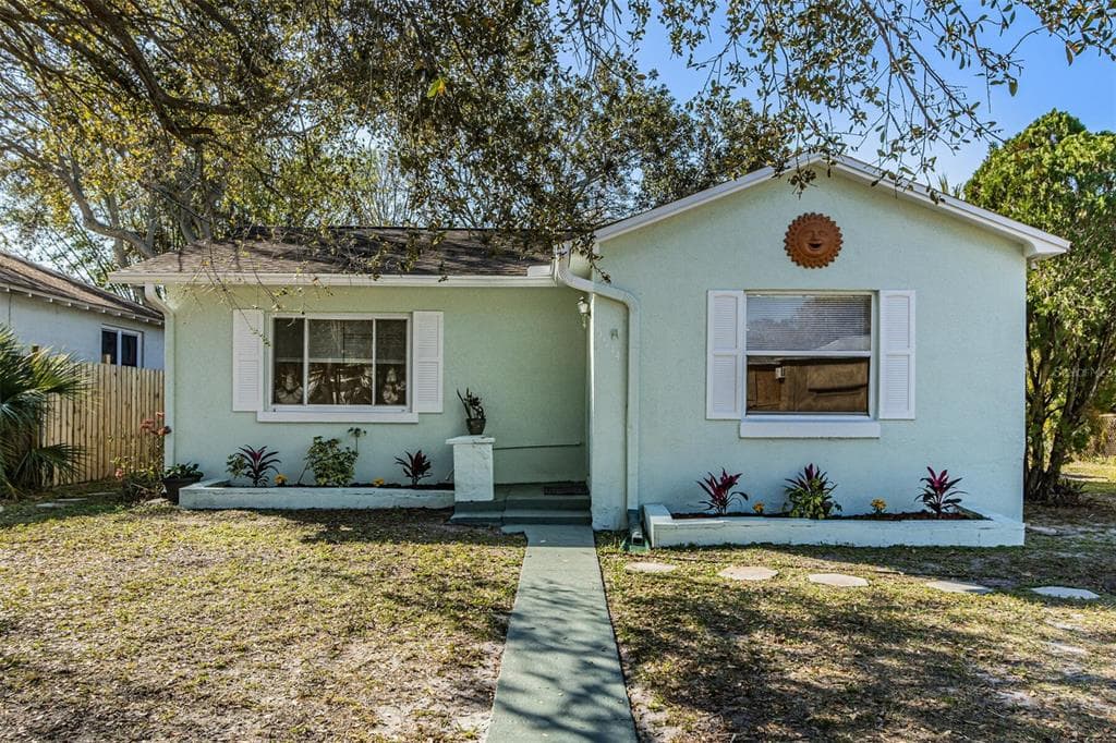 5914 15TH AVENUE S GULFPORT, FL 33707