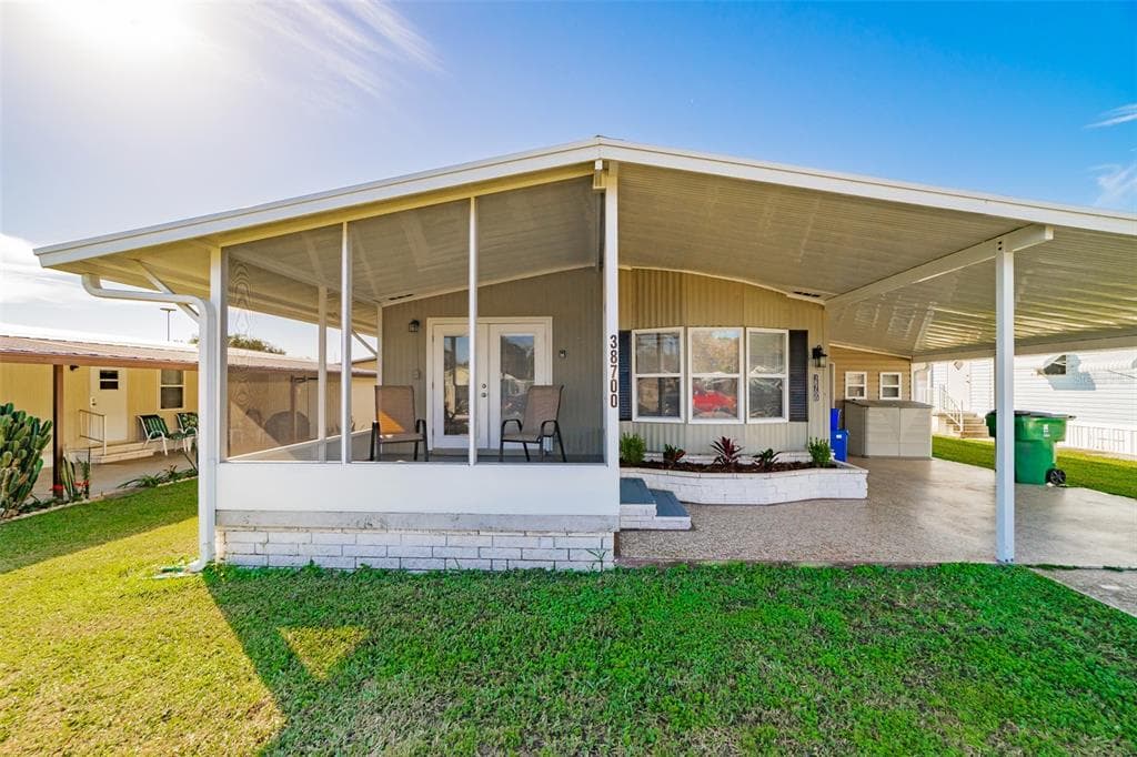 38700 GRANGER LANE ZEPHYRHILLS, FL 33542