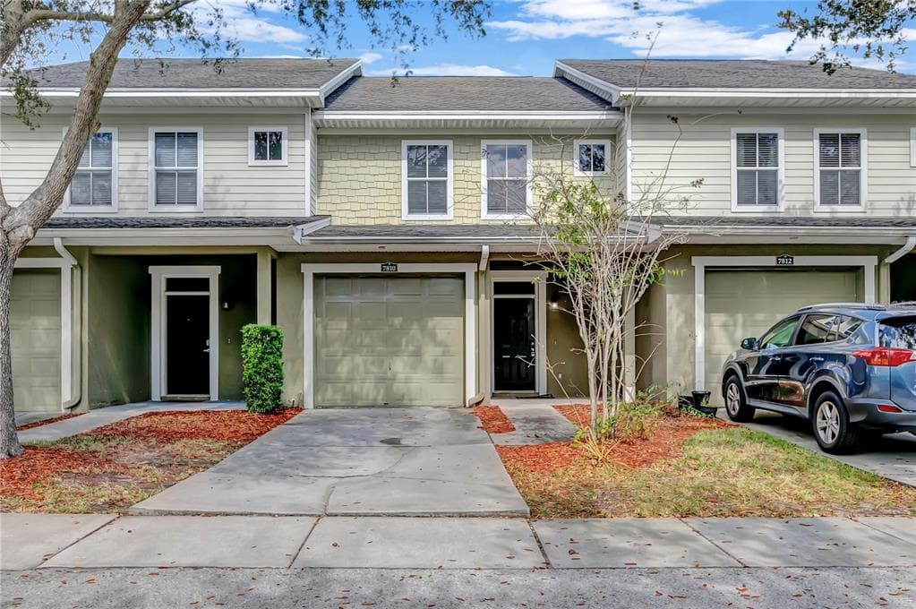 7810 BALLY MONEY ROAD TAMPA, FL 33610