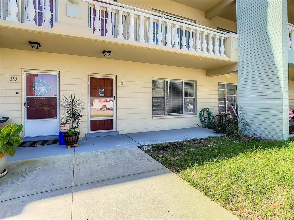 2331 FINLANDIA LANE UNIT 21