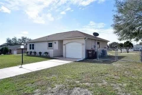 18 OAK COURT OCALA, FL 34472