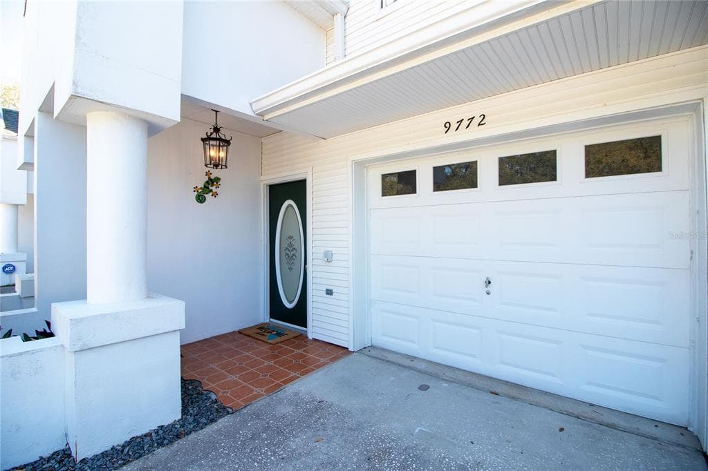 9772 INDIAN KEY TRAIL UNIT 101 SEMINOLE, FL 33776