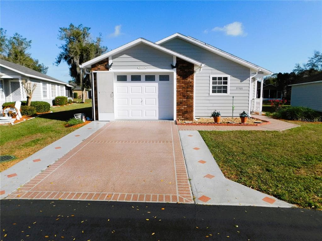 37401 WEDGEWOOD DRIVE ZEPHYRHILLS, FL 33542