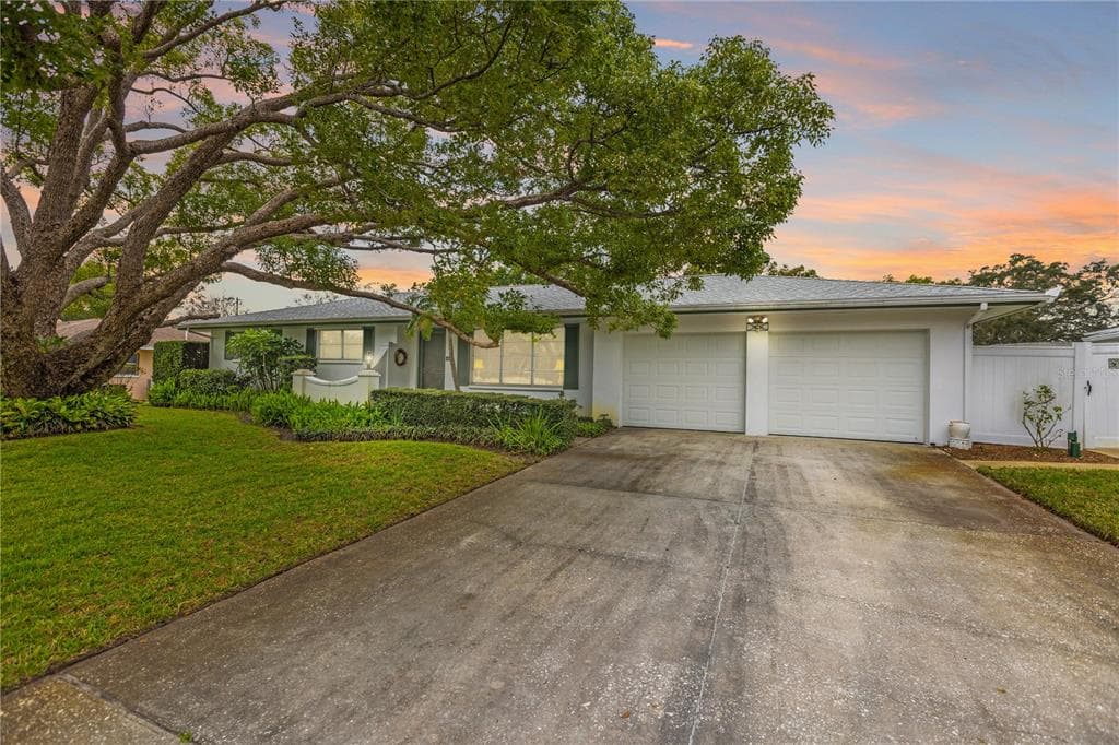 1008 BROOKSIDE DRIVE CLEARWATER, FL 33764
