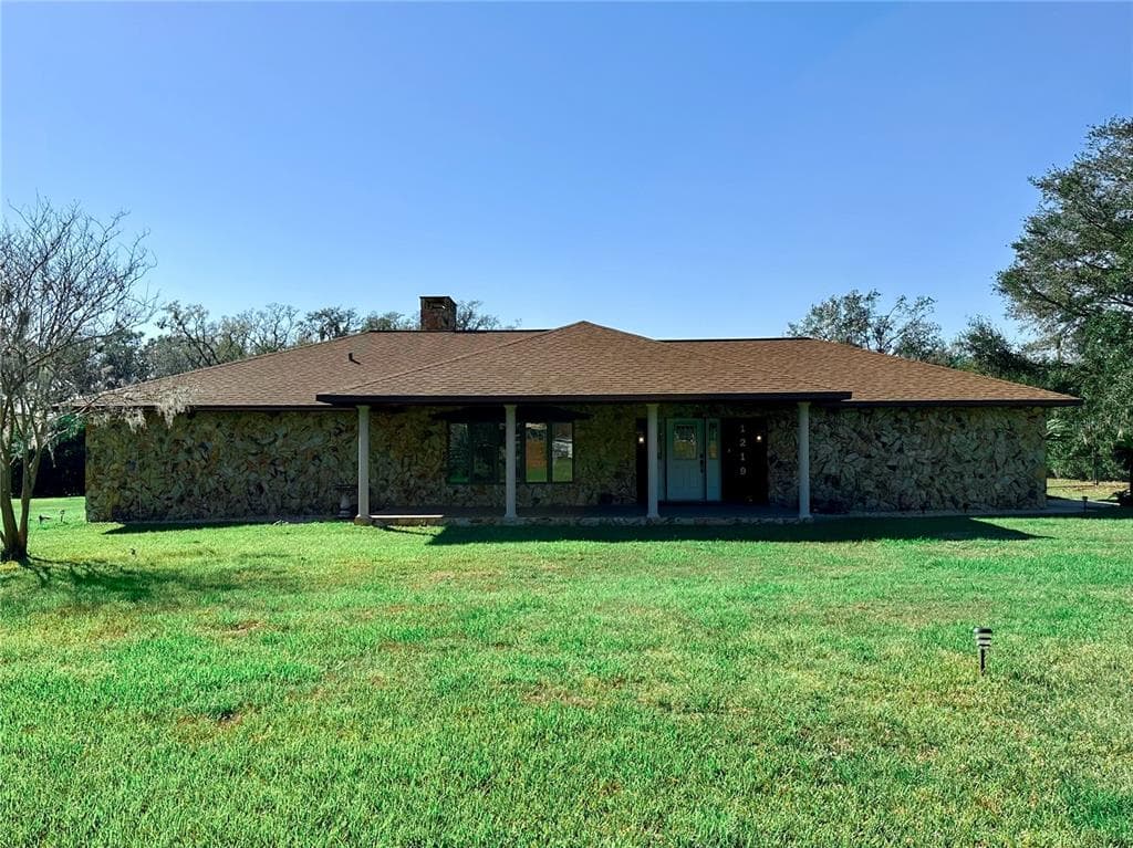 1219 S WIGGINS ROAD PLANT CITY, FL 33566