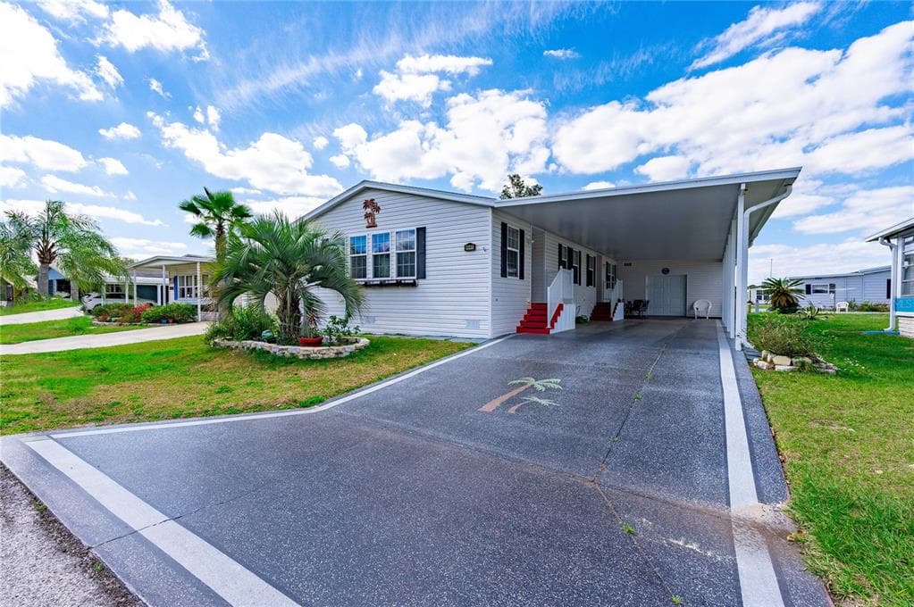 5541 CHEYENNE STREET ZEPHYRHILLS, FL 33542