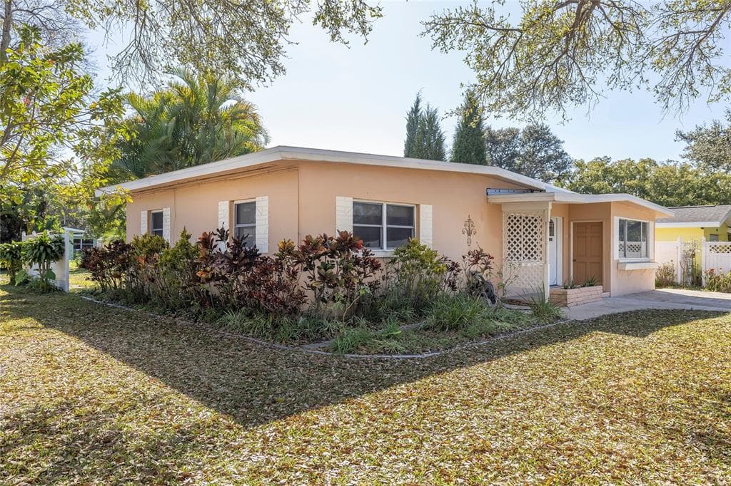 1101 3RD AVENUE NW LARGO, FL 33770