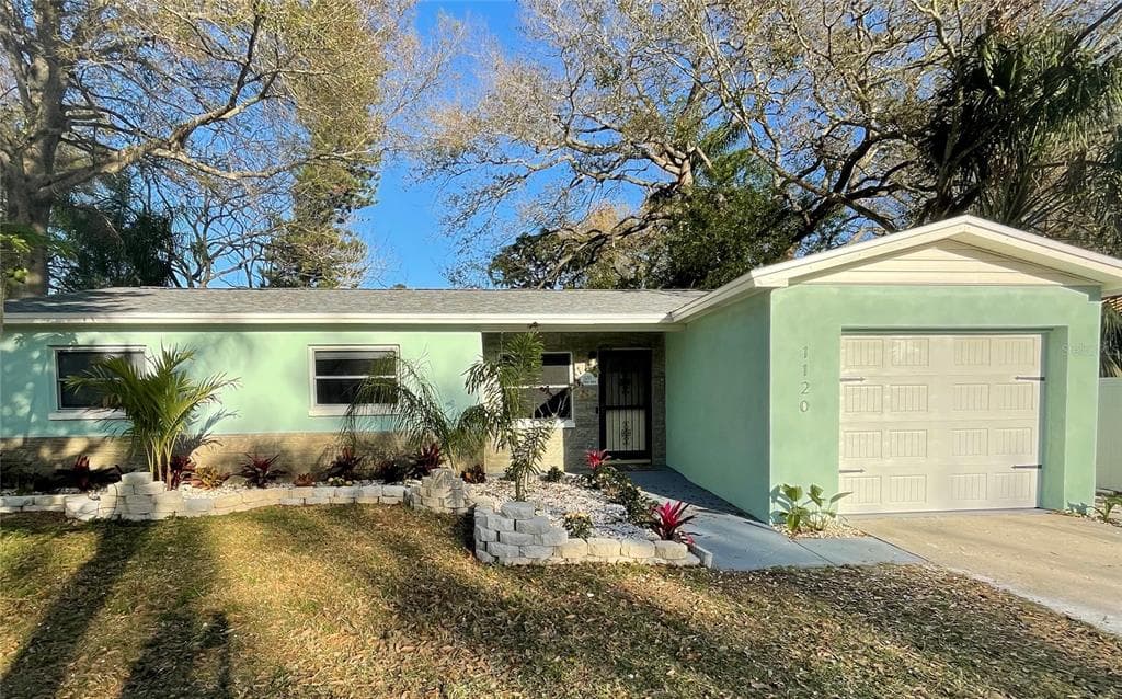 1120 GRAY STREET S GULFPORT, FL 33707