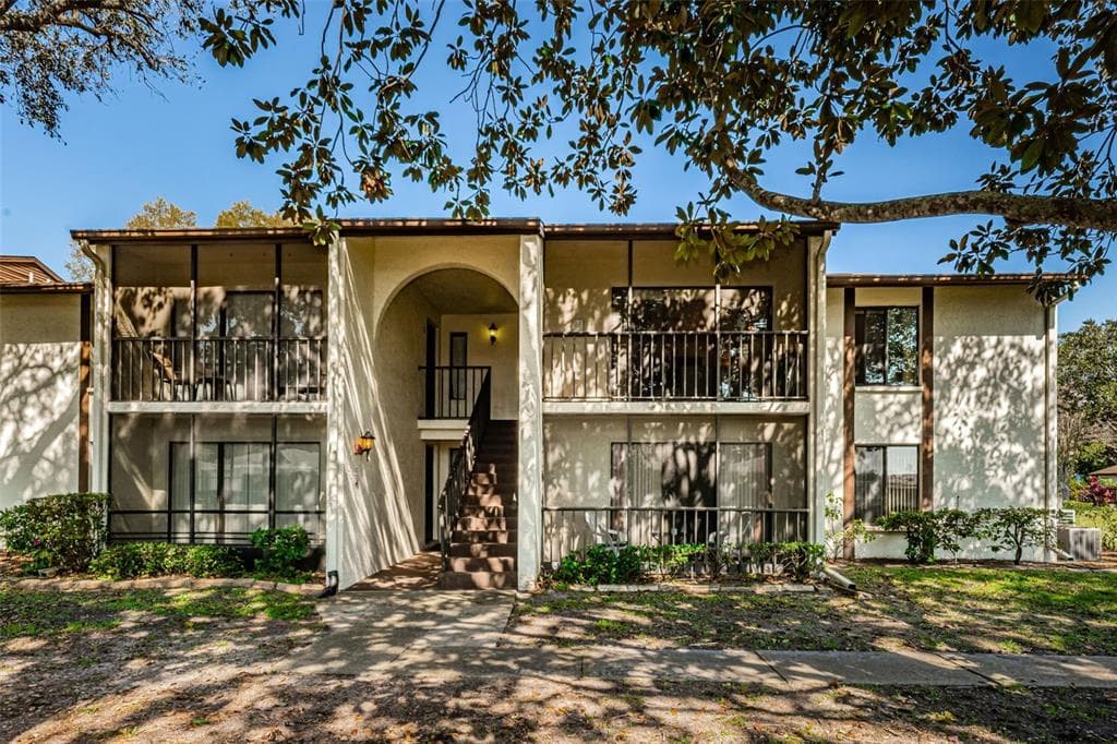 2664 PINE RIDGE WAY S UNIT B2 PALM HARBOR, FL 34684