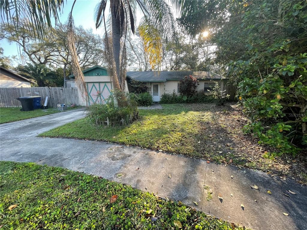 2001 POWDERHORN DRIVE CLEARWATER, FL 33755