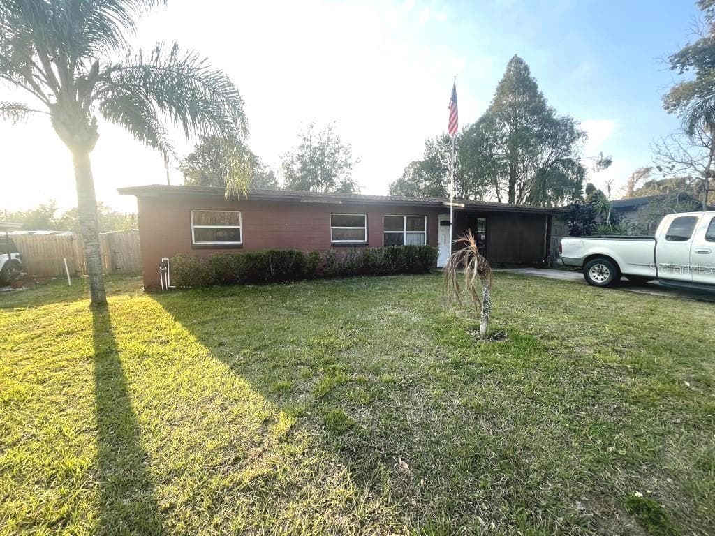 214 S APOLLO DRIVE APOPKA, FL 32703