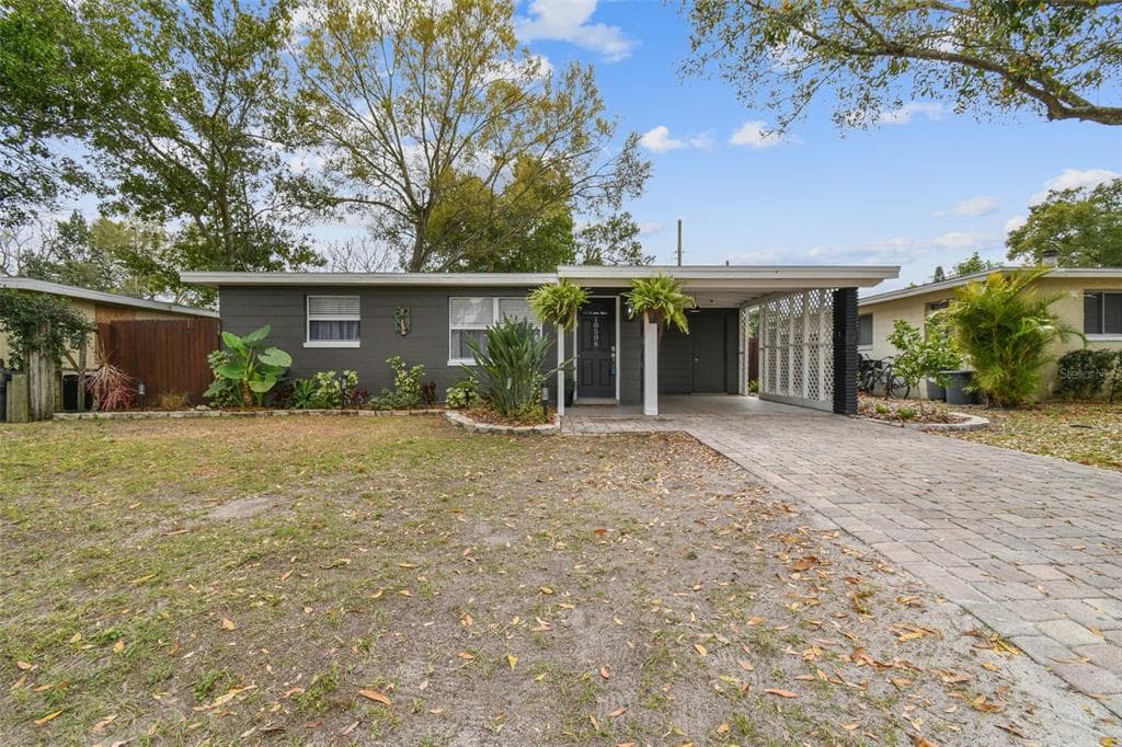 10506 116TH TERRACE LARGO, FL 33773