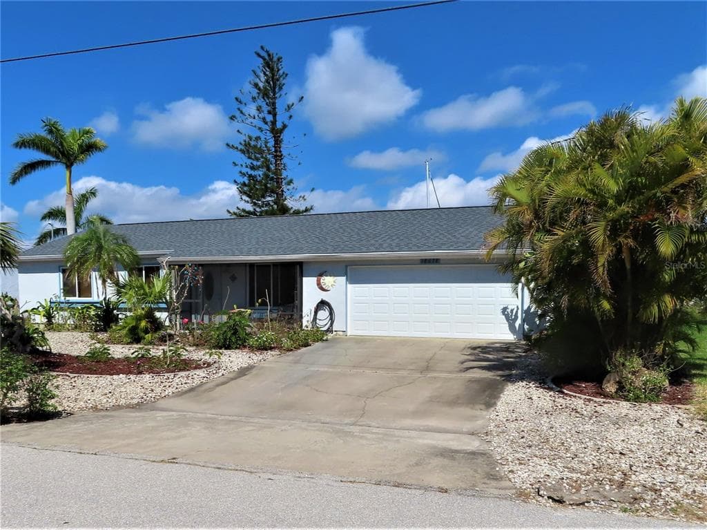 18678 VAN NUYS CIRCLE PORT CHARLOTTE, FL 33948