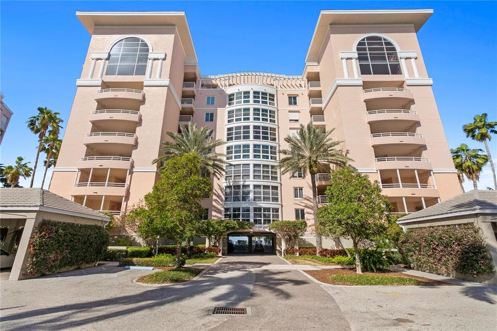 4991 BACOPA LANE S UNIT 501 ST PETERSBURG, FL 33715