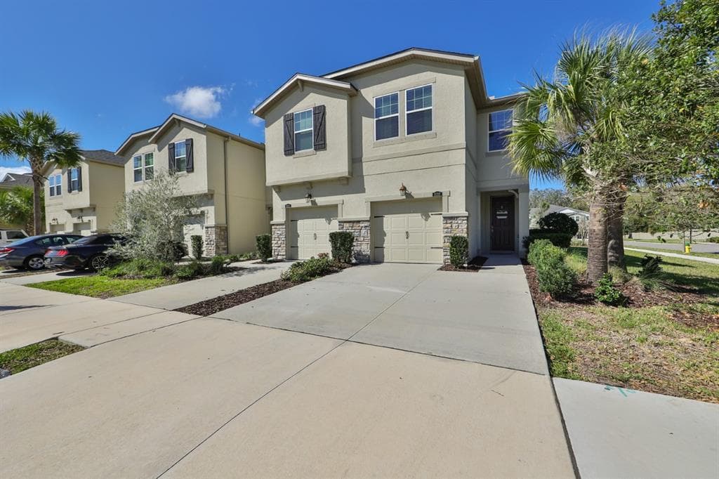 10209 NEWEL VALLEY LOOP RIVERVIEW, FL 33569