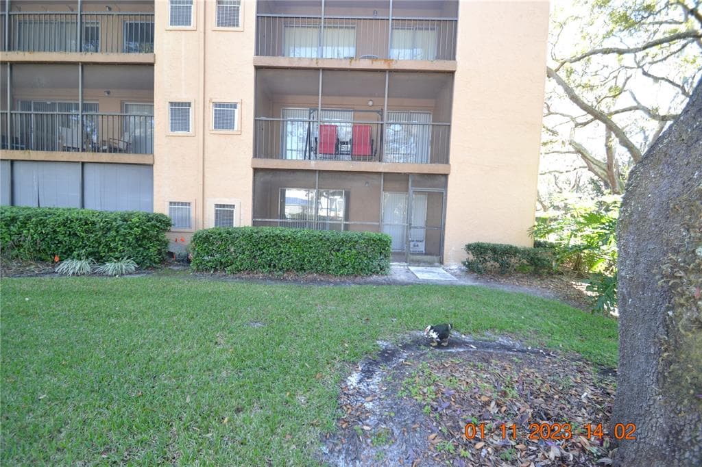 4411 SHADY TERRACE LANE UNIT 101 TAMPA, FL 33613
