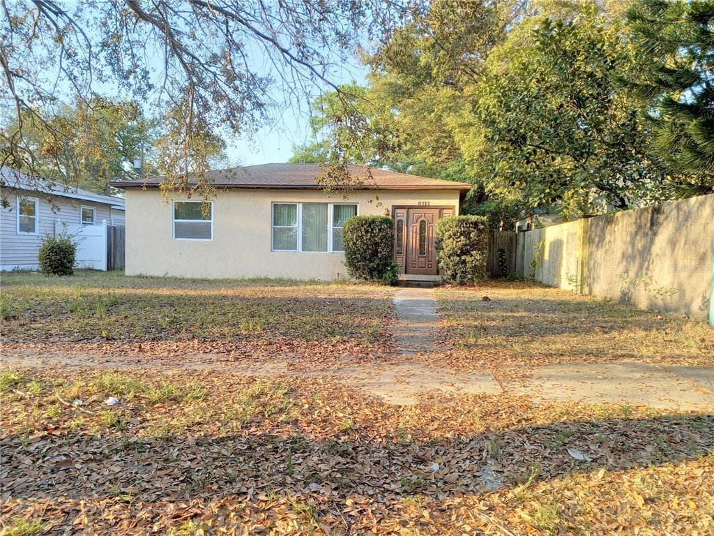 5717 1ST AVENUE N ST PETERSBURG, FL 33710