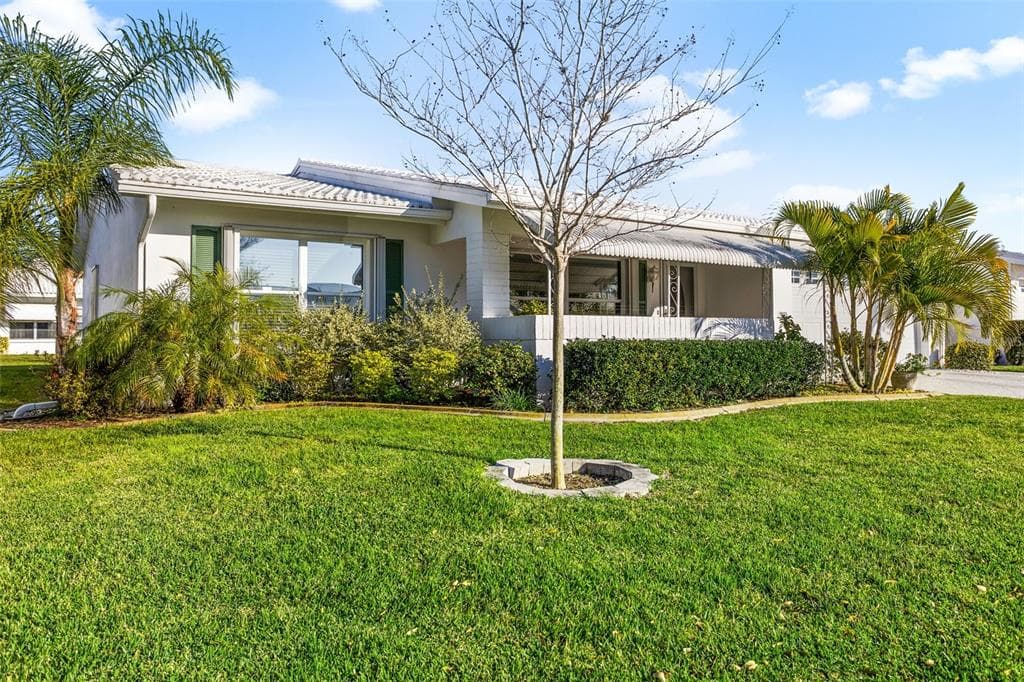 9035 40TH WAY N Unit 5 PINELLAS PARK, FL 33782