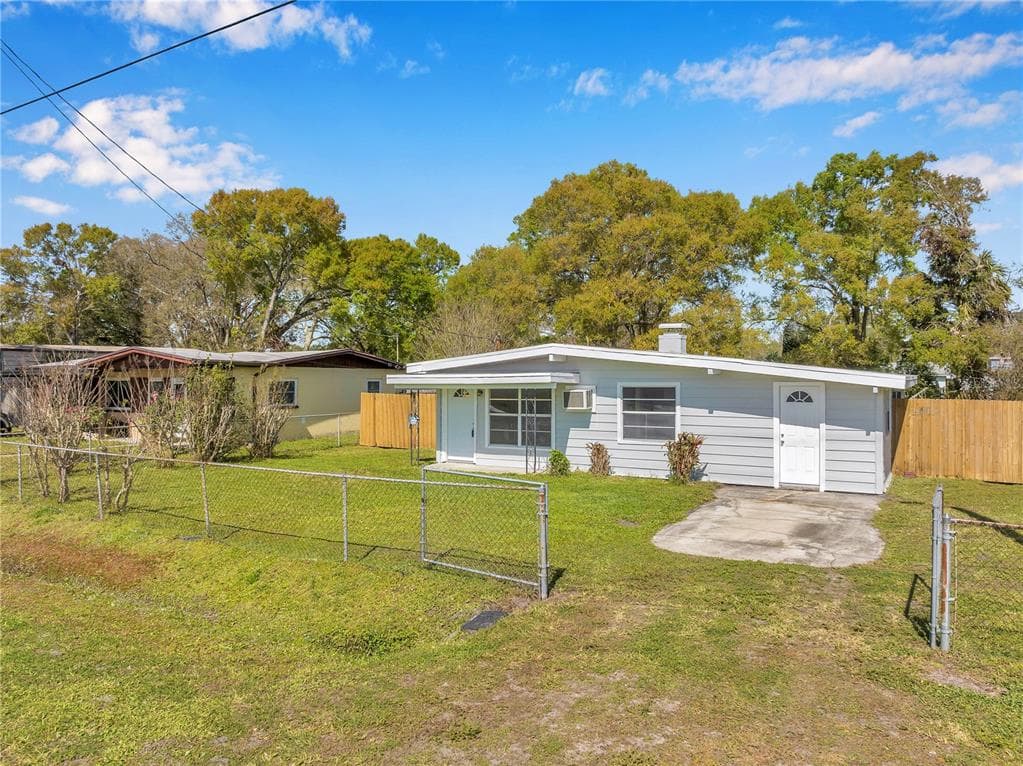 7610 36TH AVENUE S TAMPA, FL 33619