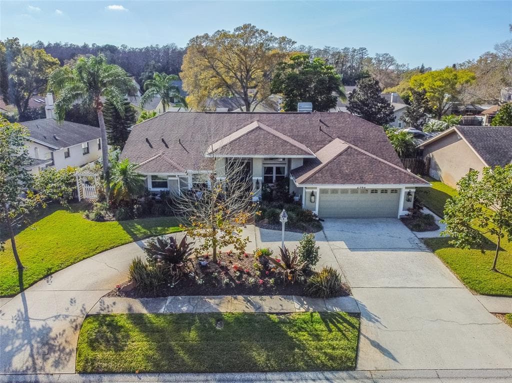 2562 FRISCO DRIVE CLEARWATER, FL 33761