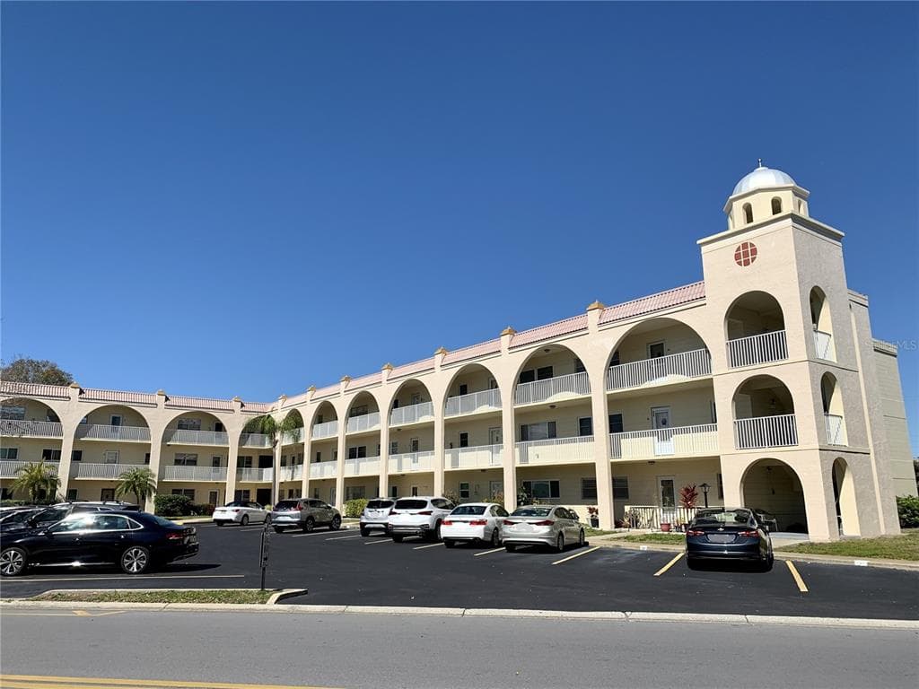 2258 WORLD PARKWAY BOULEVARD W UNIT 58 CLEARWATER, FL 33763