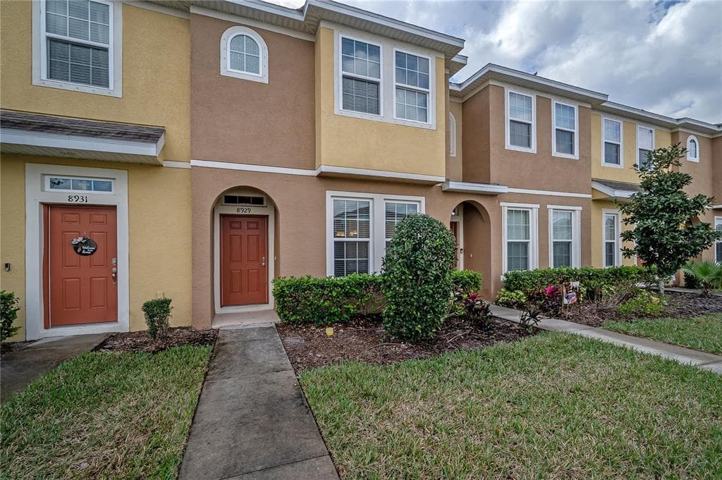 8929 WALNUT GABLE COURT RIVERVIEW, FL 33578