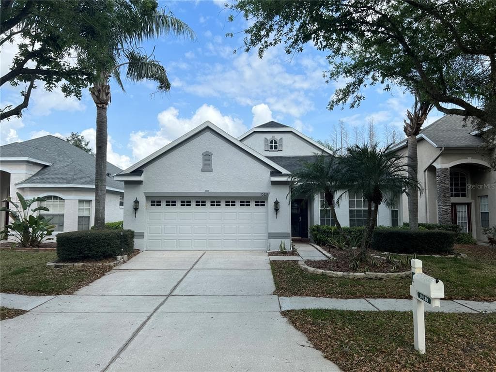 10218 EVERGREEN HILL DRIVE TAMPA, FL 33647