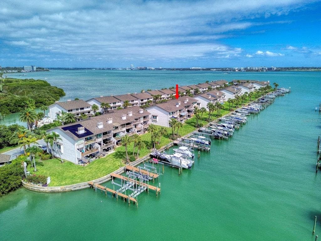 119 MARINA DEL REY COURT CLEARWATER, FL 33767