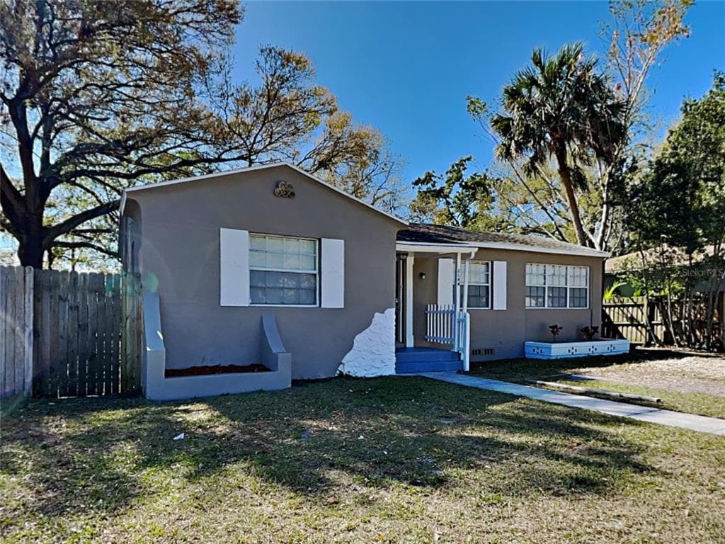 2144 23RD AVENUE N ST PETERSBURG, FL 33713