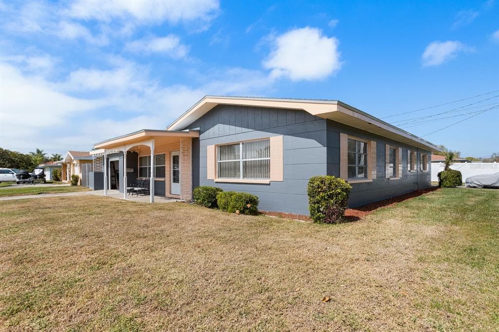 2801 64TH AVENUE S ST PETERSBURG, FL 33712