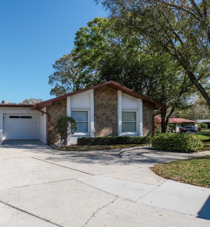 2281 SHELLY DRIVE UNIT C PALM HARBOR, FL 34684