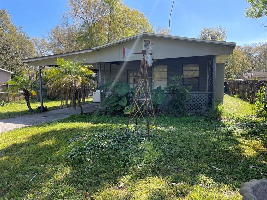 6513 24TH AVENUE S TAMPA, FL 33619