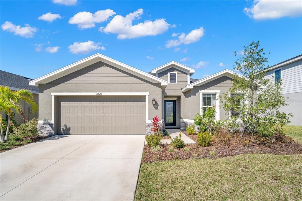 8523 SUNSHOWER PLACE PARRISH, FL 34219