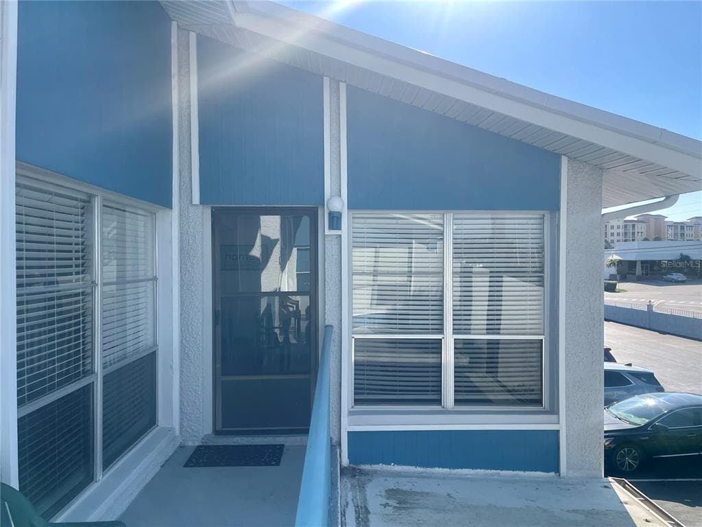 161 MEDALLION BOULEVARD UNIT E MADEIRA BEACH, FL 33708