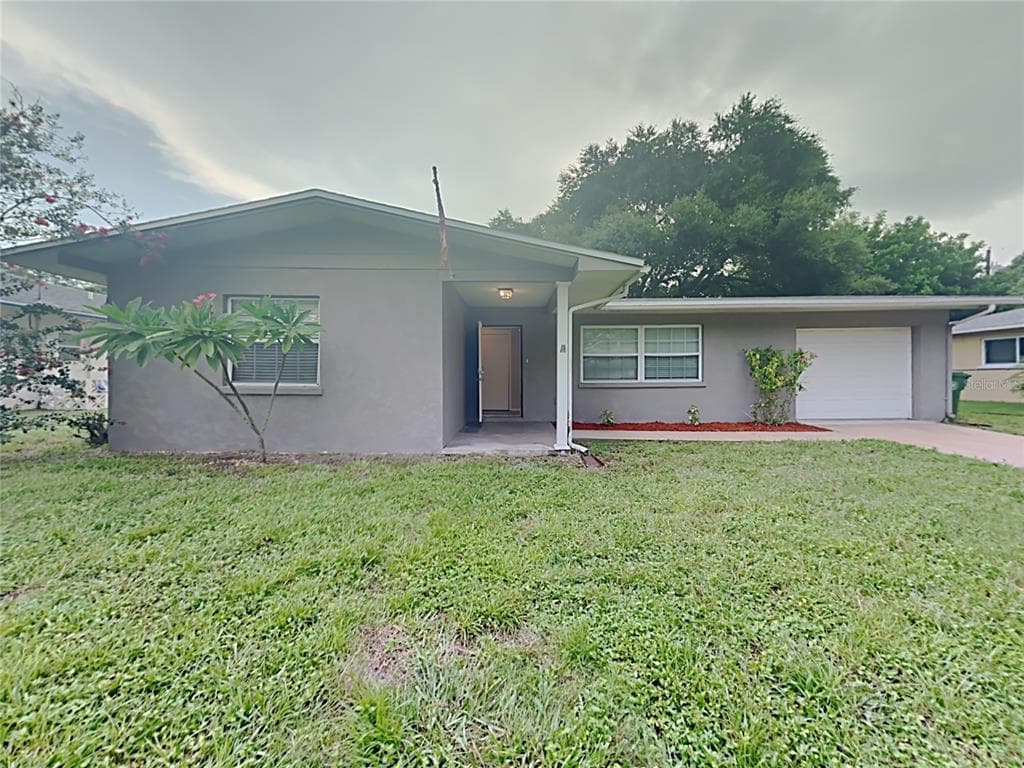 3014 NORWICH DRIVE W BRADENTON, FL 34205