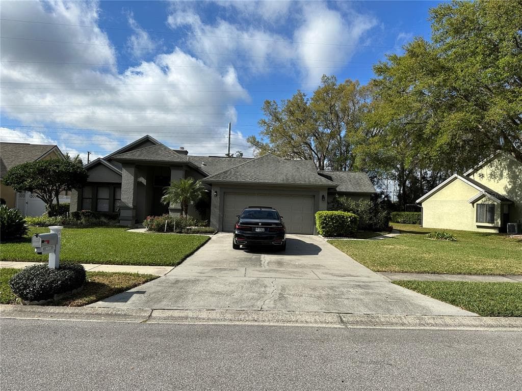 6213 GREENWICH DRIVE TAMPA, FL 33647