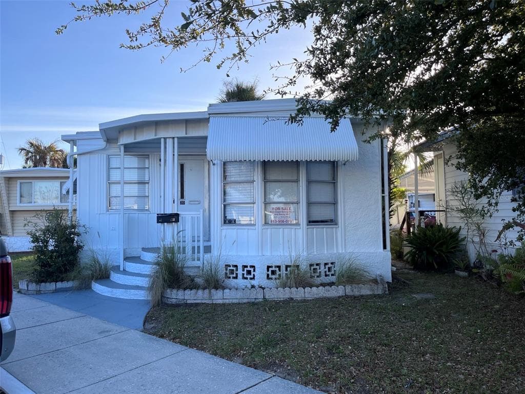 4851 W GANDY BOULEVARD UNIT B7L20 TAMPA, FL 33611