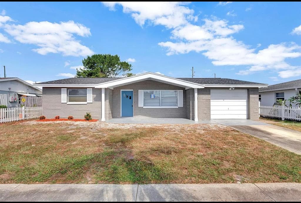 5611 MOSAIC DRIVE HOLIDAY, FL 34690