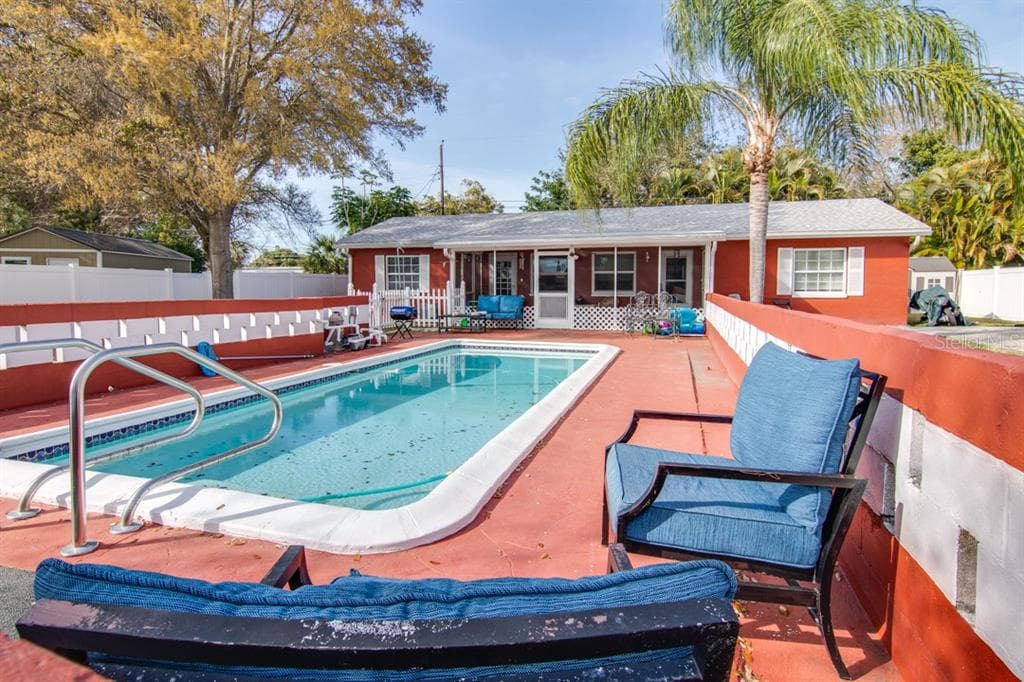 3115 ADRIAN AVENUE LARGO, FL 33774