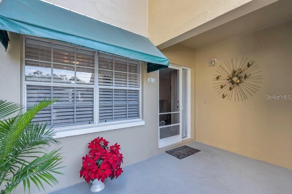 10811 INDIAN HILLS COURT UNIT 39 SEMINOLE, FL 33777