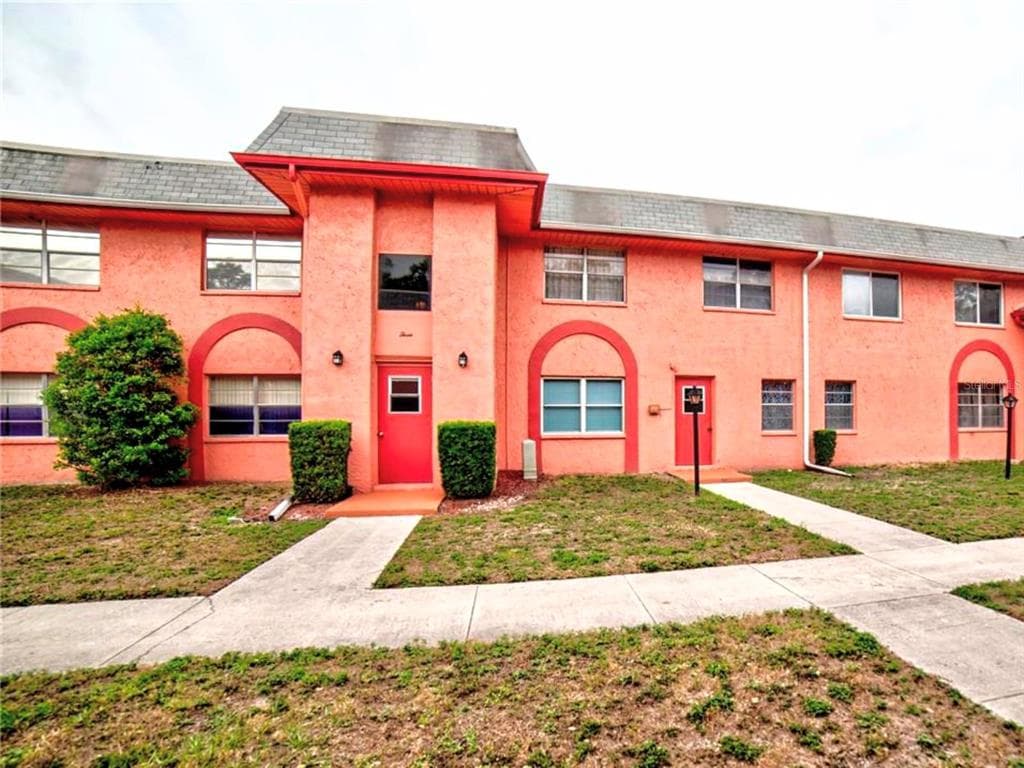 251 SW LINCOLN CIRCLE N UNIT 3109 ST PETERSBURG, FL 33703