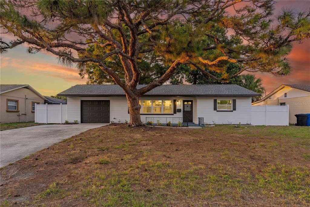 6751 34TH AVENUE N ST PETERSBURG, FL 33710