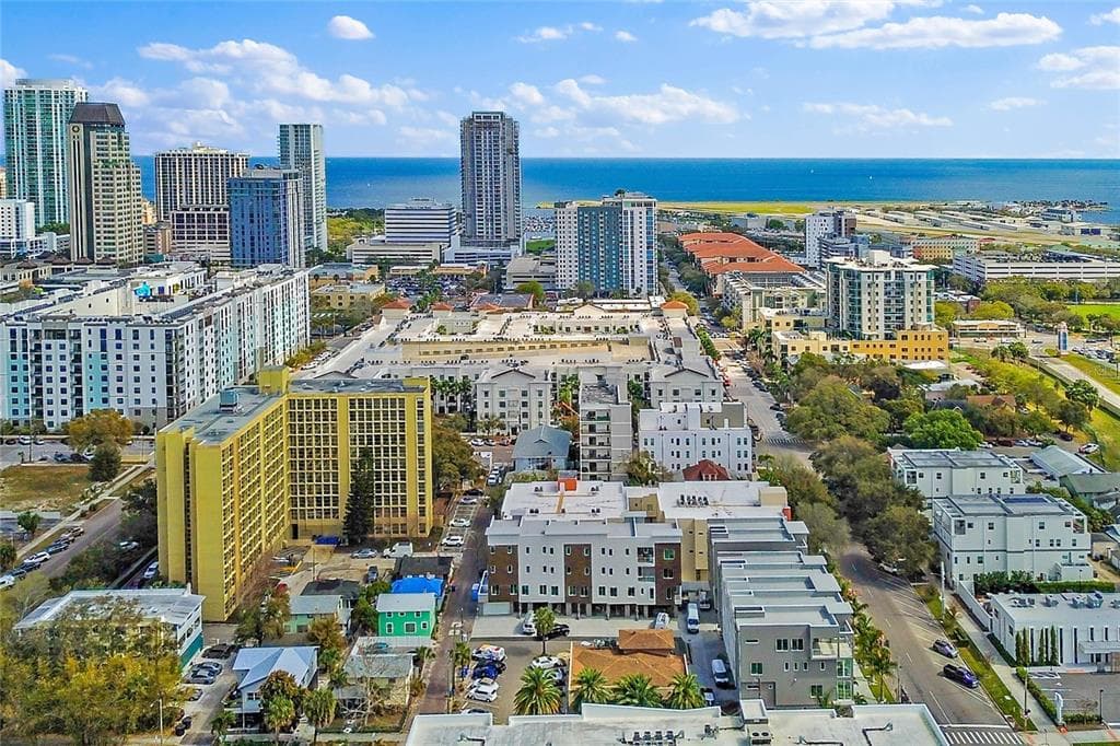 341 5TH STREET S UNIT 4